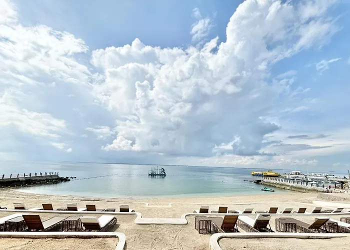 1 Bedroom At One Pacific Residences